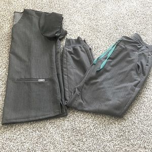 Figs Set / Zamora Jogger & 2 Pocket Scrub Top